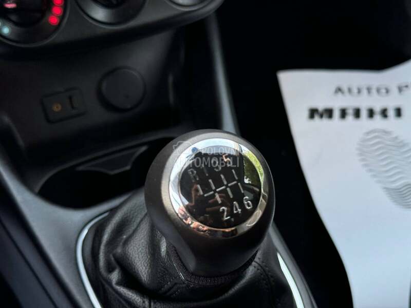Opel Corsa E 