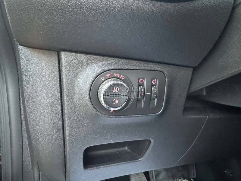 Opel Corsa E 