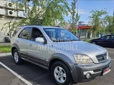 Kia Sorento -  kompletan auto u delovima