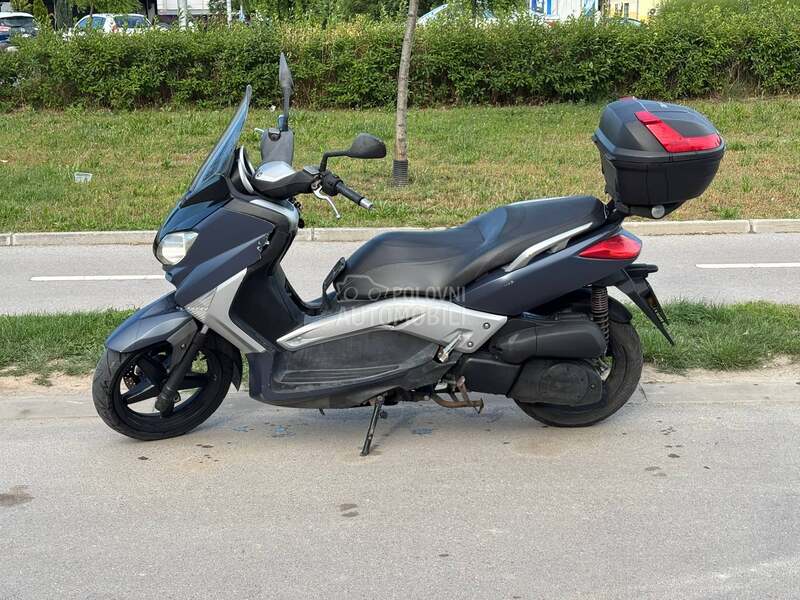 Yamaha X Max 250