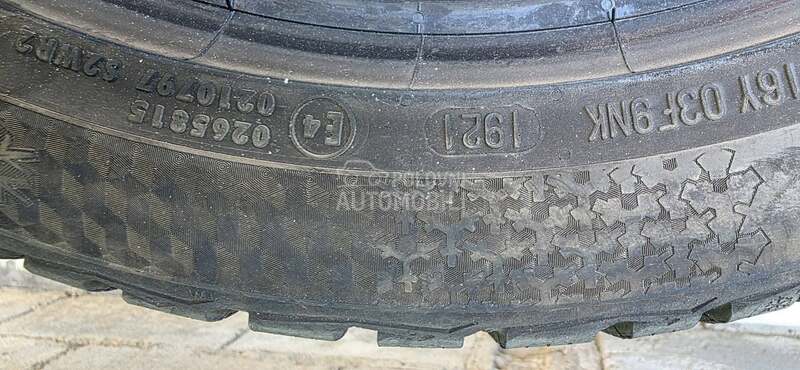 Continental 225/45 R17 Zimska