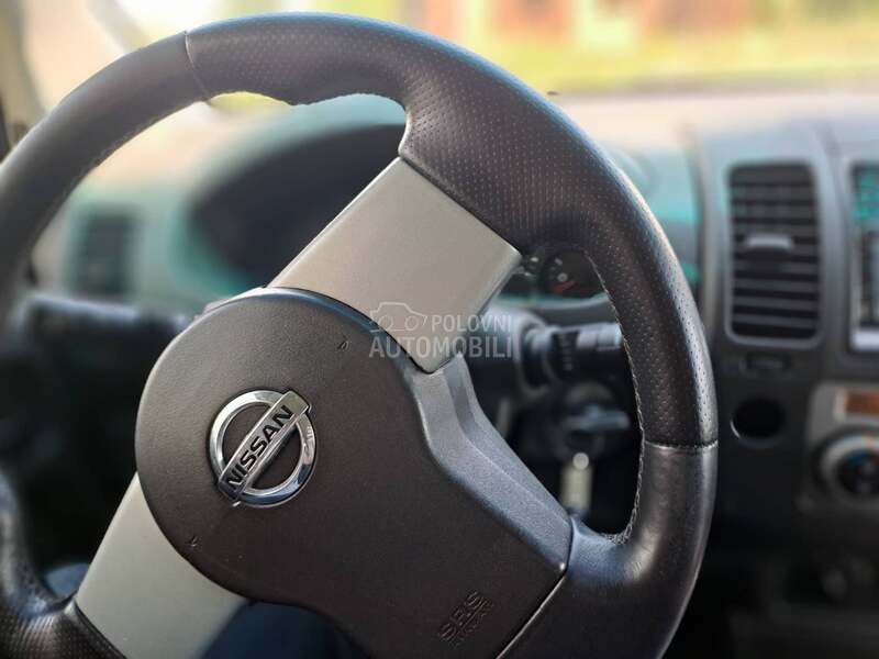 Nissan Navara 