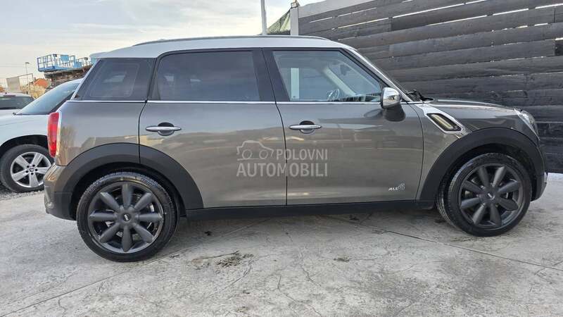 MINI Countryman COOPER S ALL4