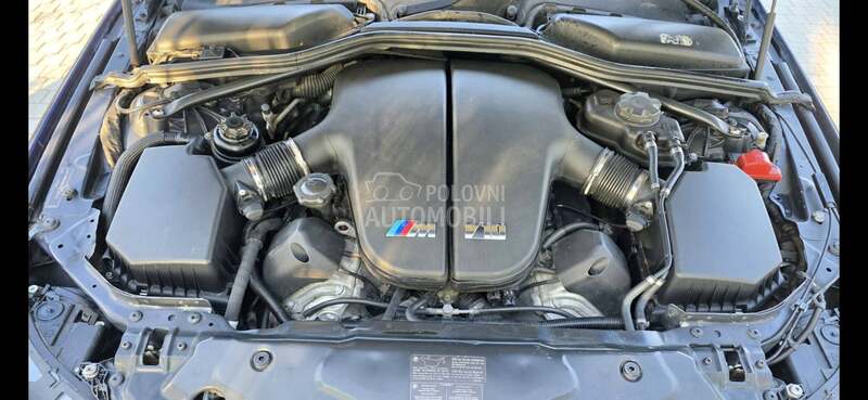 BMW M5 v10