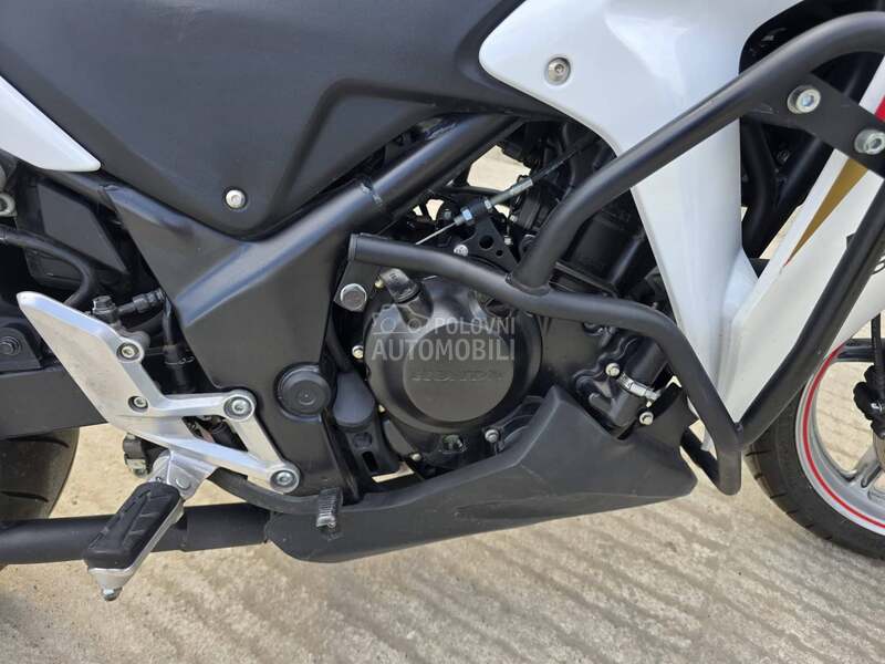 Honda CBR 250R