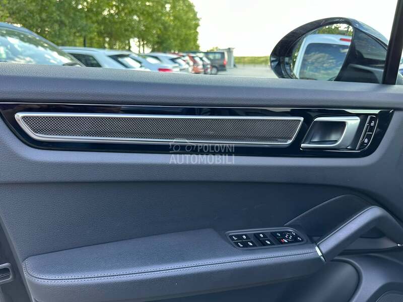 Porsche Cayenne 3.0 v6