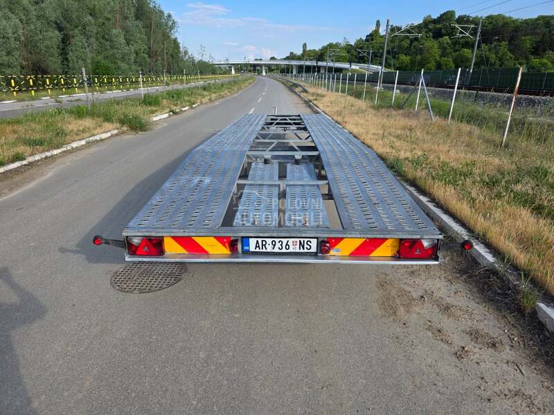Niewiadow 8X2,1m