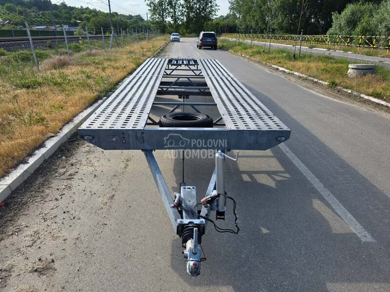Niewiadow 8X2,1m