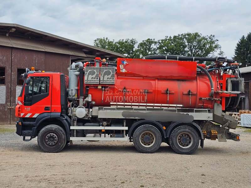 Iveco Trakker AD / LA2262