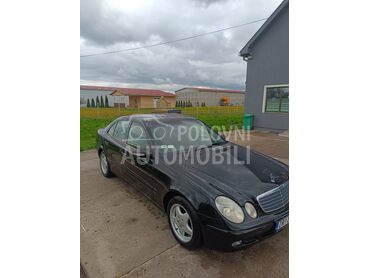 Mercedes Benz E 270 