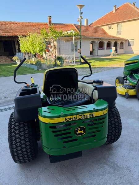 John Deere Z425