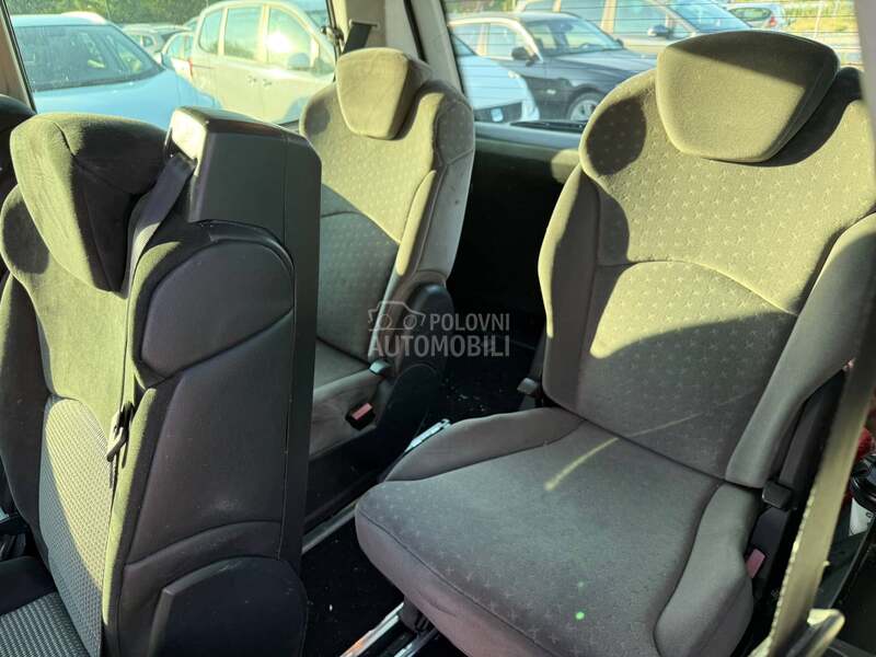 Peugeot 807 