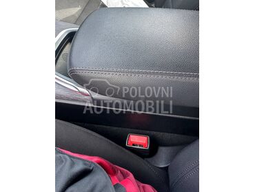 Naslon za ruku za Alfa Romeo Stelvio od 2017. do 2022. god.
