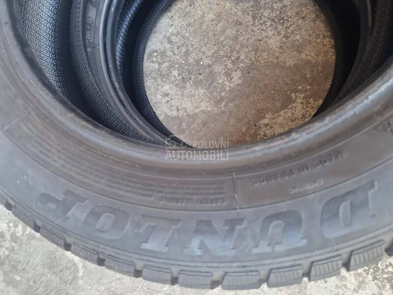 Dunlop 185/60 R15 Zimska