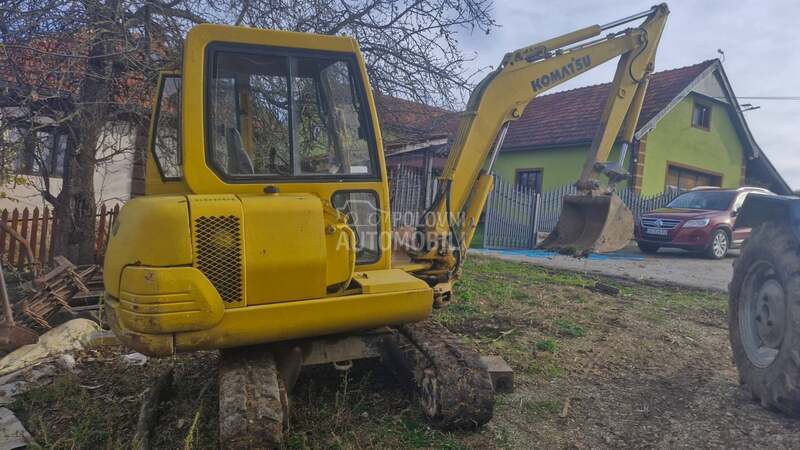 Komatsu PC40 /3