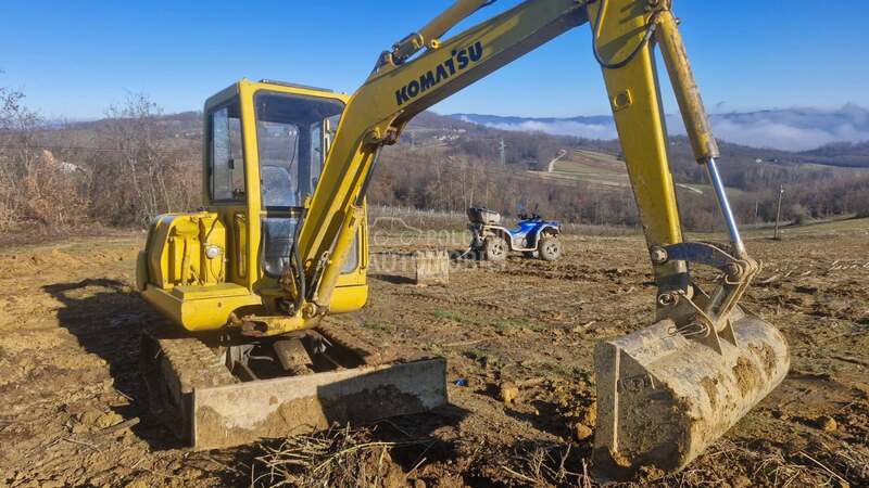Komatsu PC40 /3