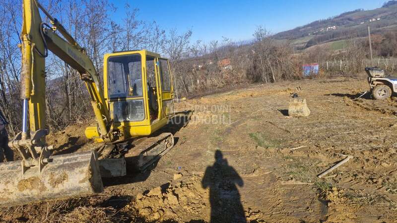 Komatsu PC40 /3