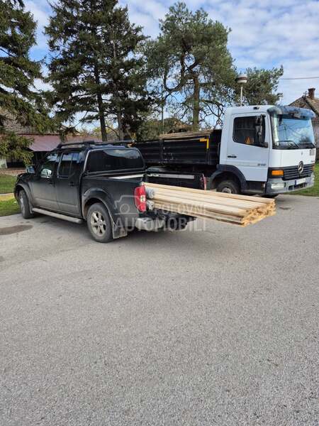 Nissan Navara D40