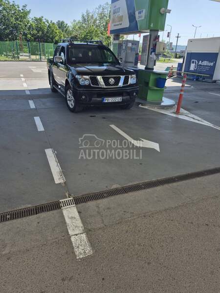 Nissan Navara D40