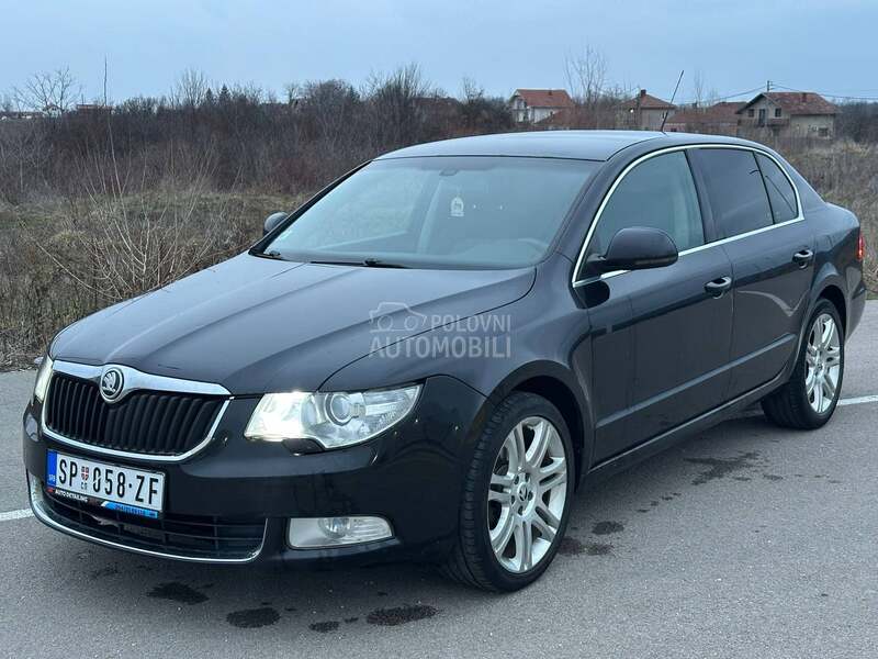 Škoda Superb 