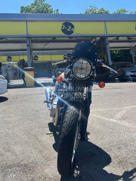 Triumph Thruxton 900 EFI