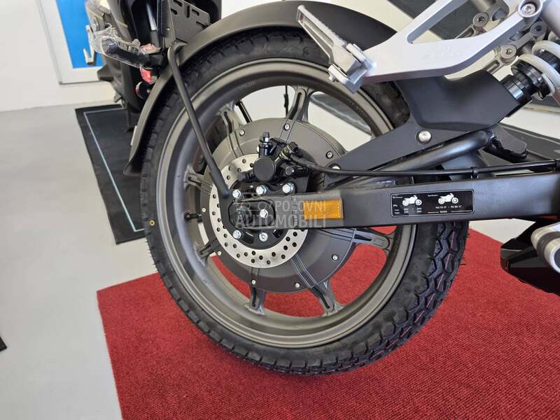Super SOCO VMOTO TC Dve batterije