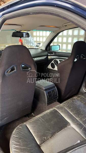 BMW 528 528i