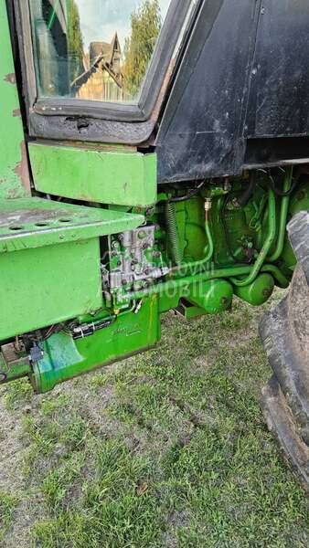 John Deere 4755