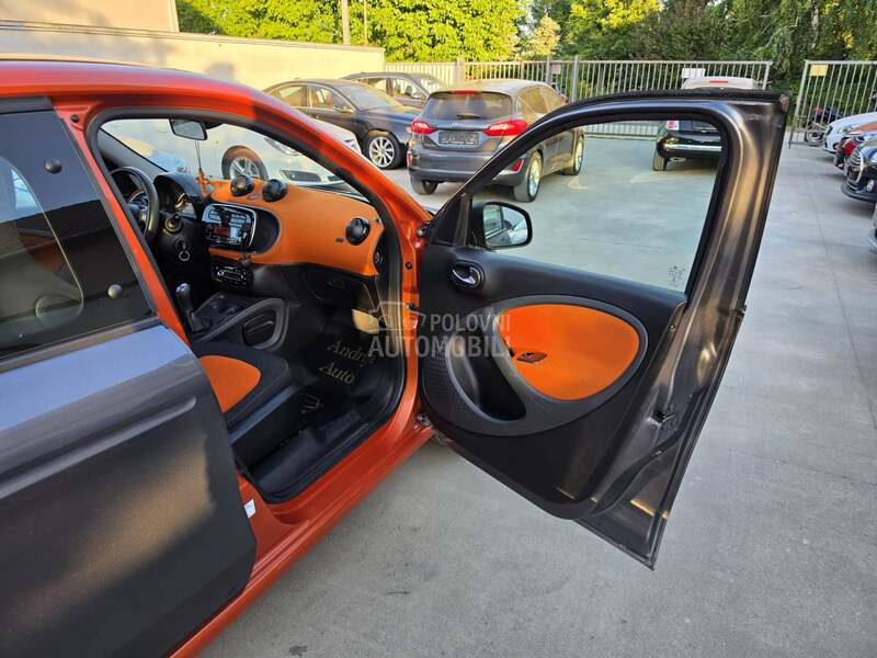 Smart ForFour LIMITED 1