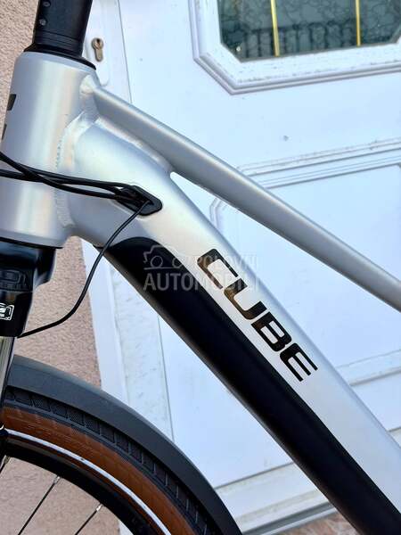 Cube Tournig smart 28