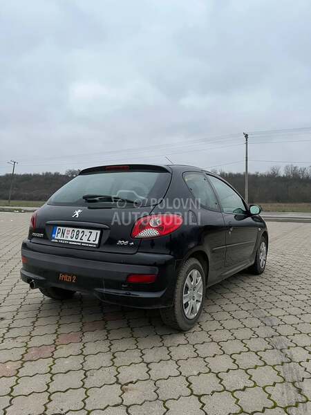 Peugeot 206 plus 