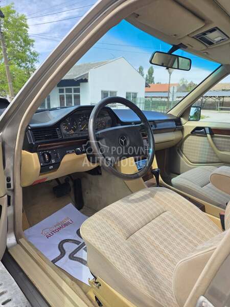 Mercedes Benz W124 2.3 Auto.Matik