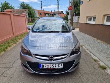 Opel Astra J 1.4 i