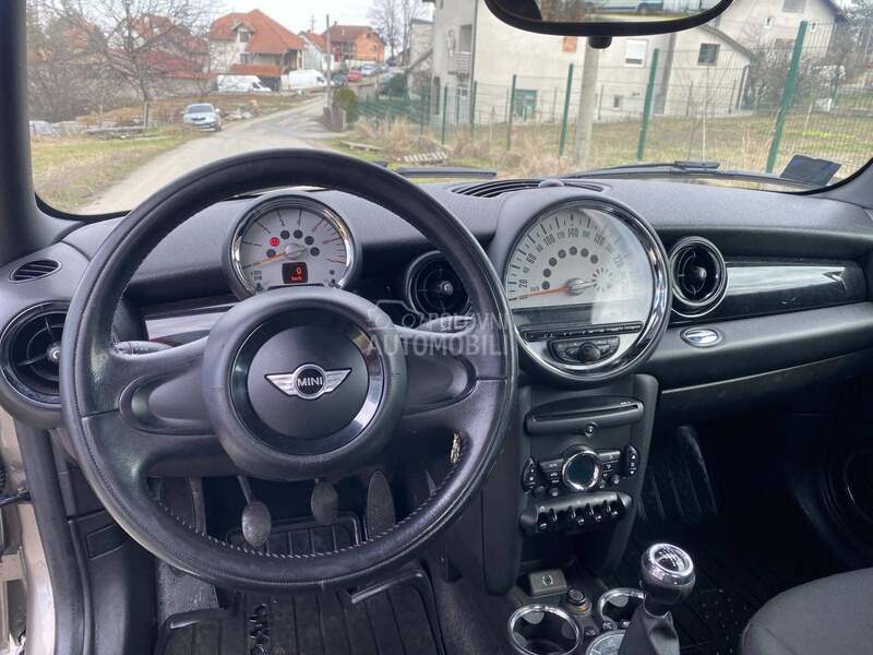 MINI Cooper D