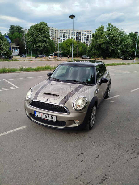 MINI Cooper S 