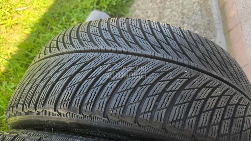 Michelin 255/35 R21 Zimska