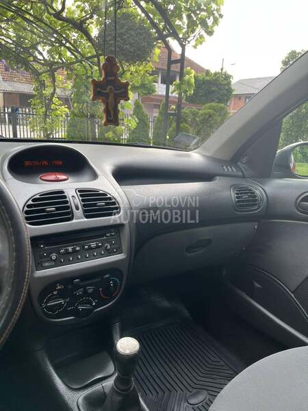 Peugeot 206 tek. reg.