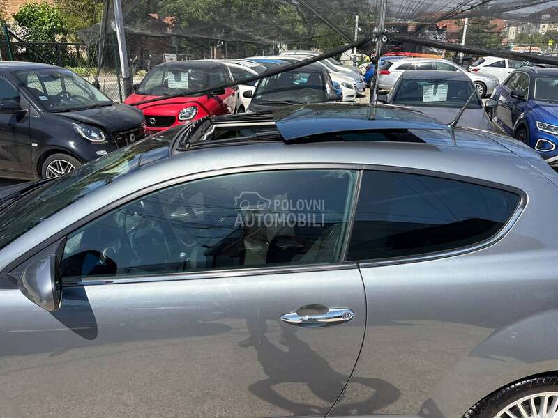 Alfa Romeo MiTo PANOR. NOV