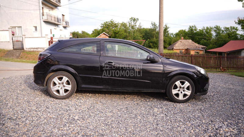 Opel Astra H 