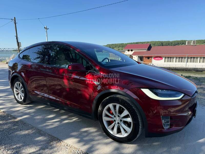 Tesla Model X P90 D