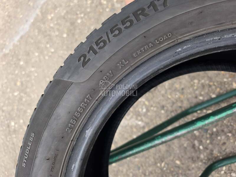 Galaxy 215/55 R17 Zimska