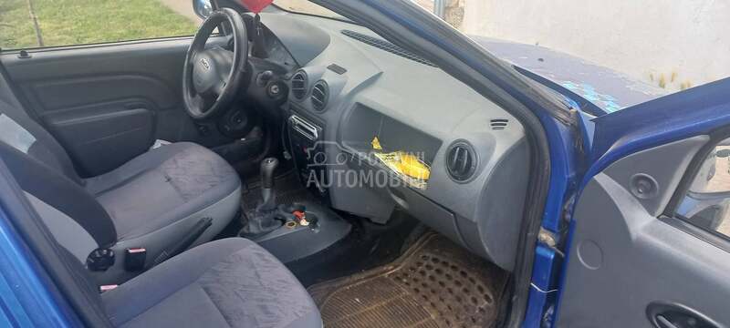 Dacia Logan 