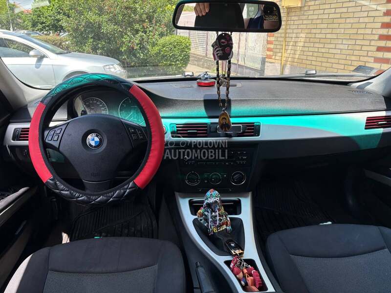 BMW 320 320i
