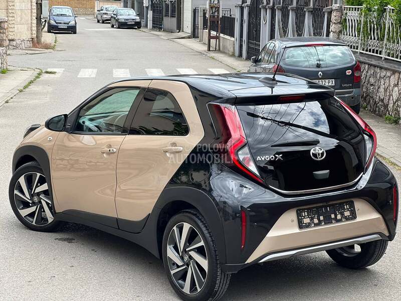 Toyota Aygo X BiColour