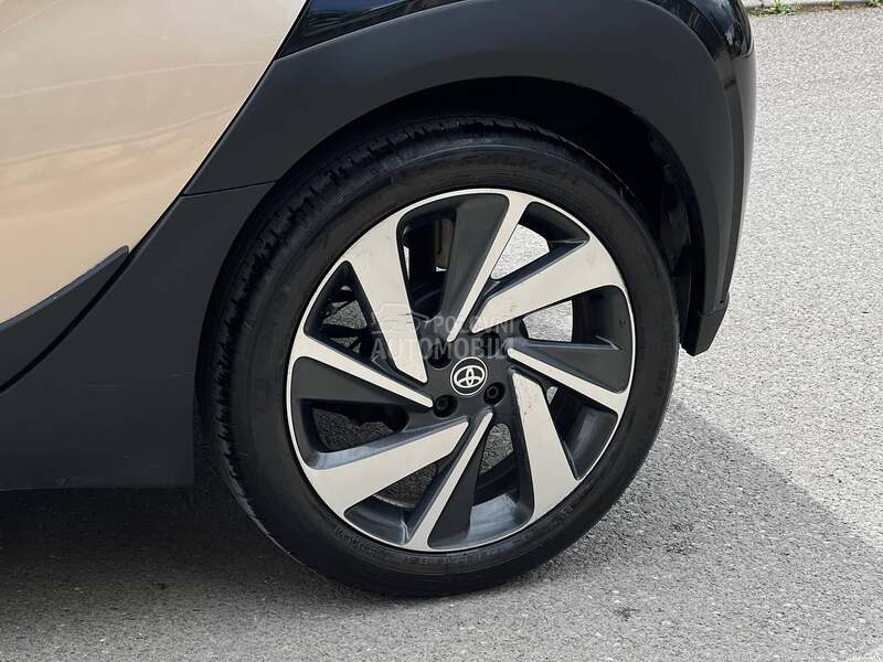 Toyota Aygo X BiColour