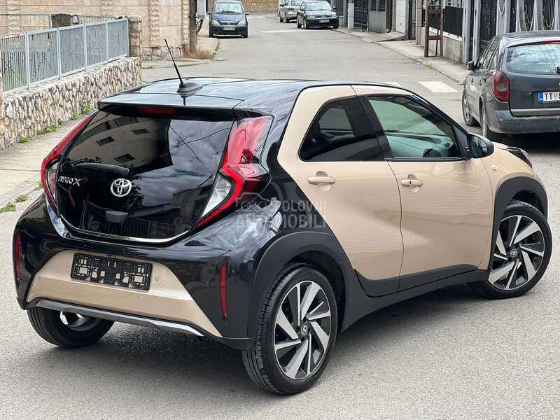 Toyota Aygo X BiColour