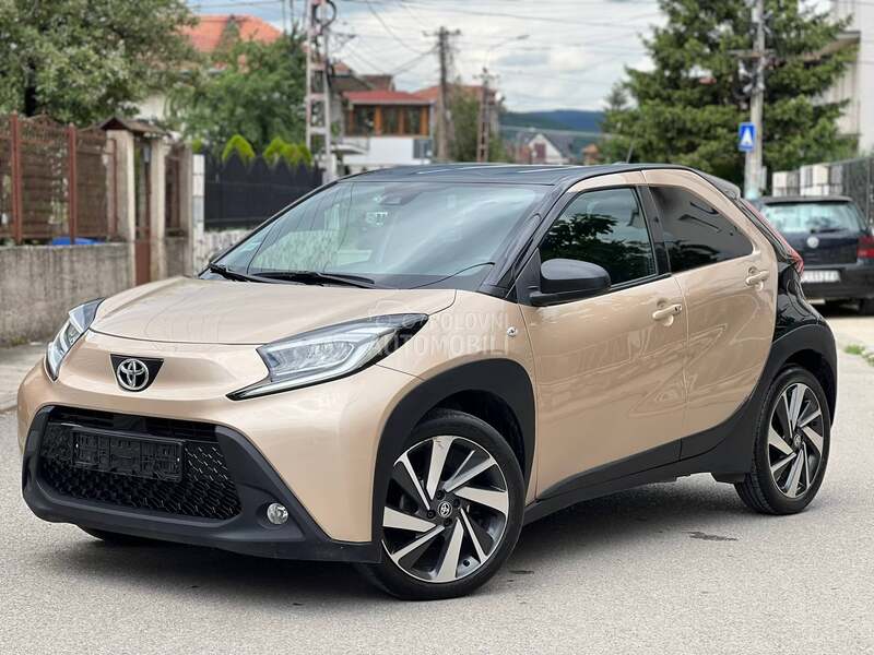Toyota Aygo X BiColour