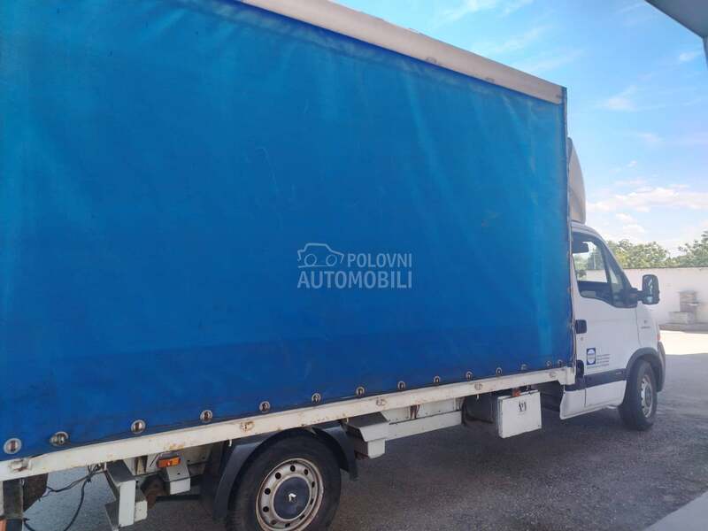 Renault master