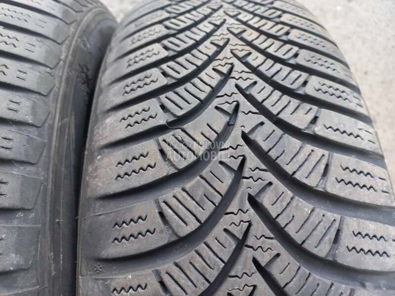 Hankook 165/65 R15 Zimska