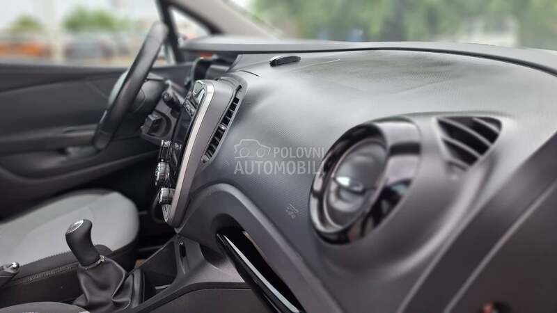 Renault Captur P R E M I U M